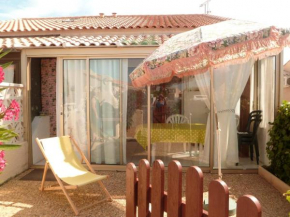 Maison de 2 chambres avec piscine partagee et jardin clos a Gruissan